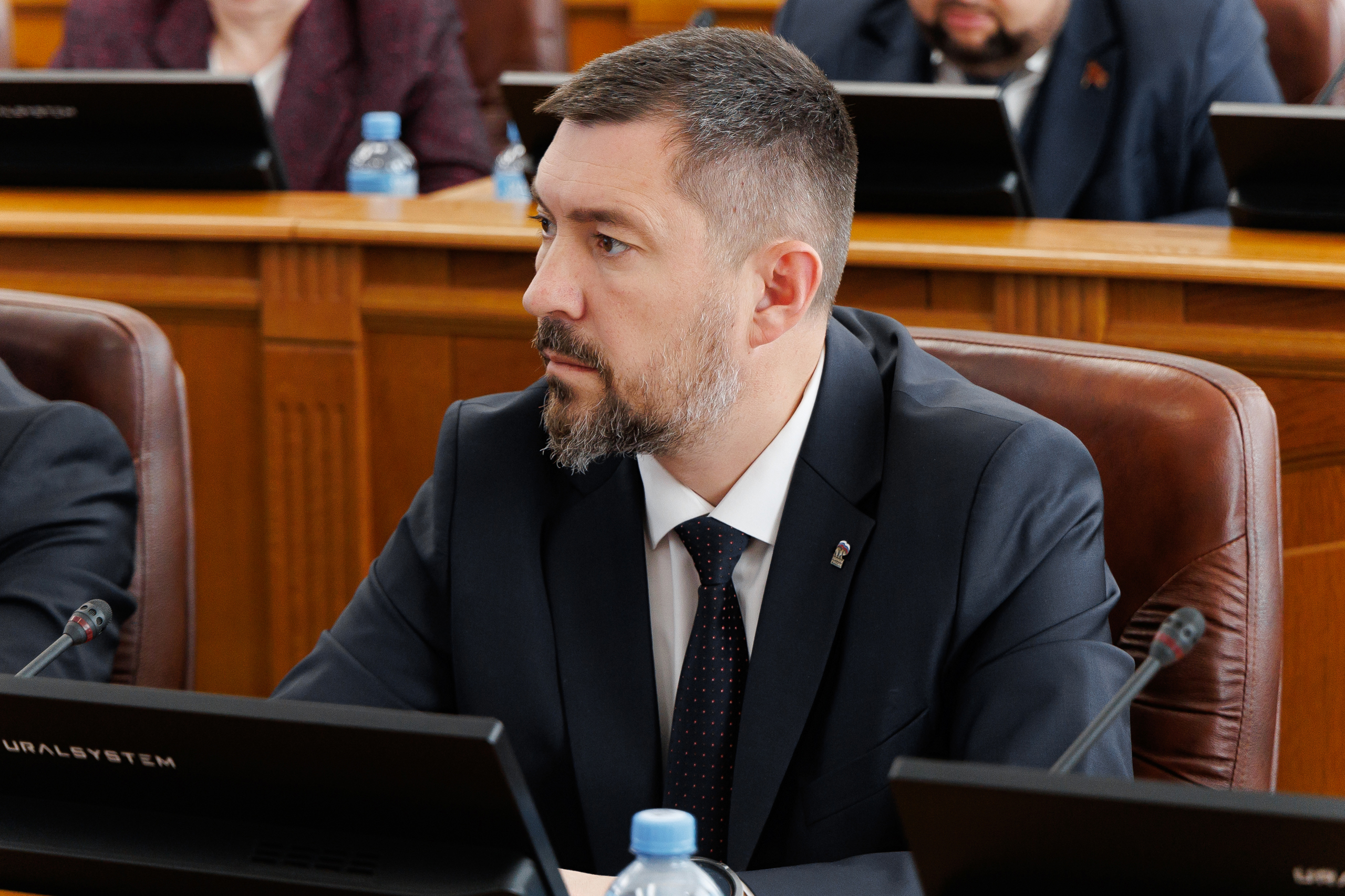 Избраны первый заместитель председателя и семь заместителей председателя Законодательного Собрания восьмого созыва