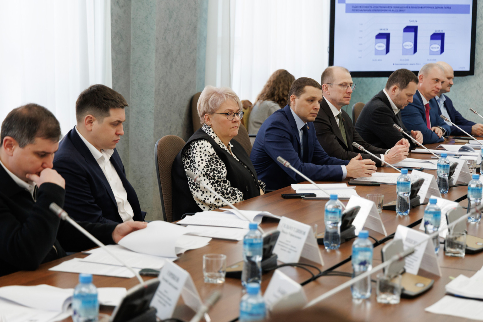 Комитет по строительной политике и ЖКХ рассмотрел итоги проведения в 2025 году капитального ремонта многоквартирных домов на территории Челябинской области 