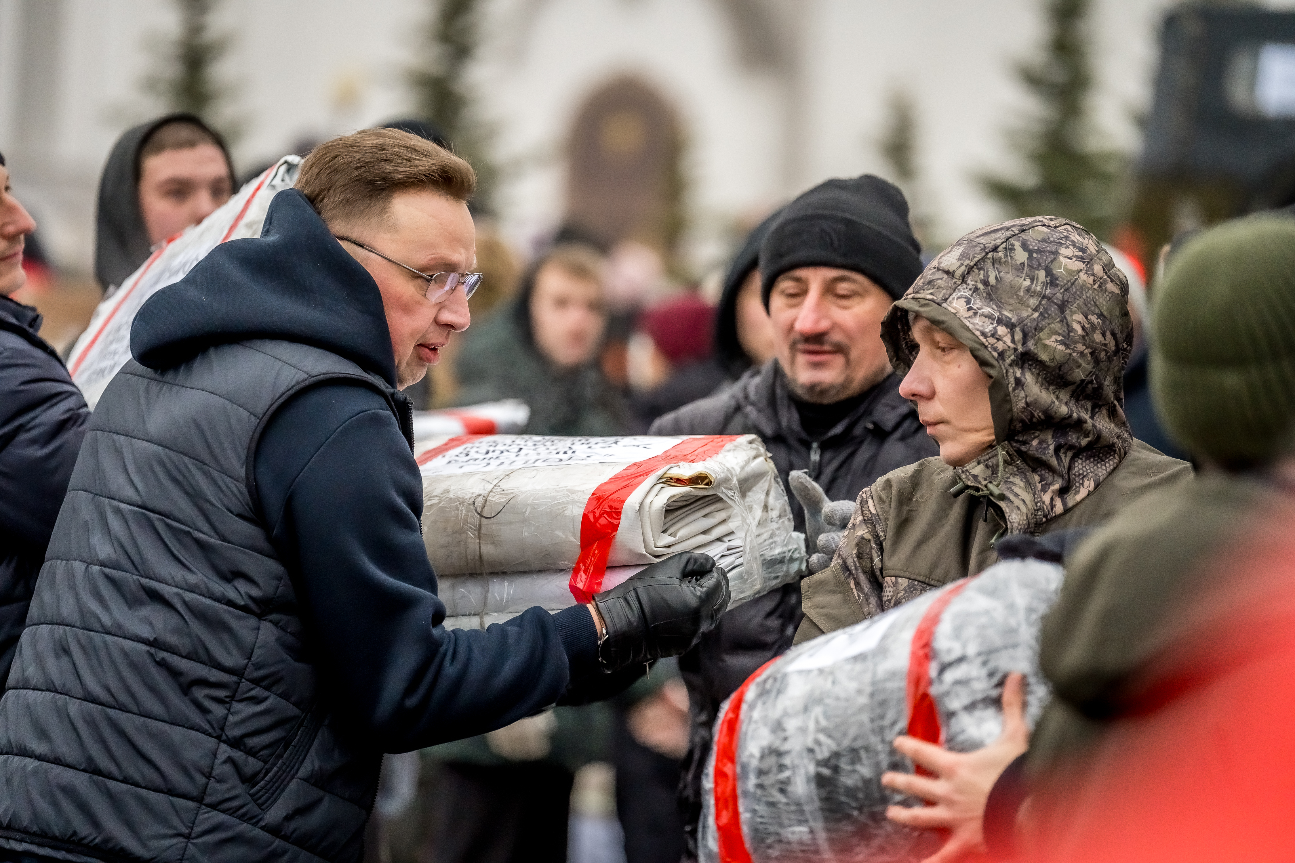 Из Магнитогорска в зону проведения специальной военной операции отправили гуманитарный груз