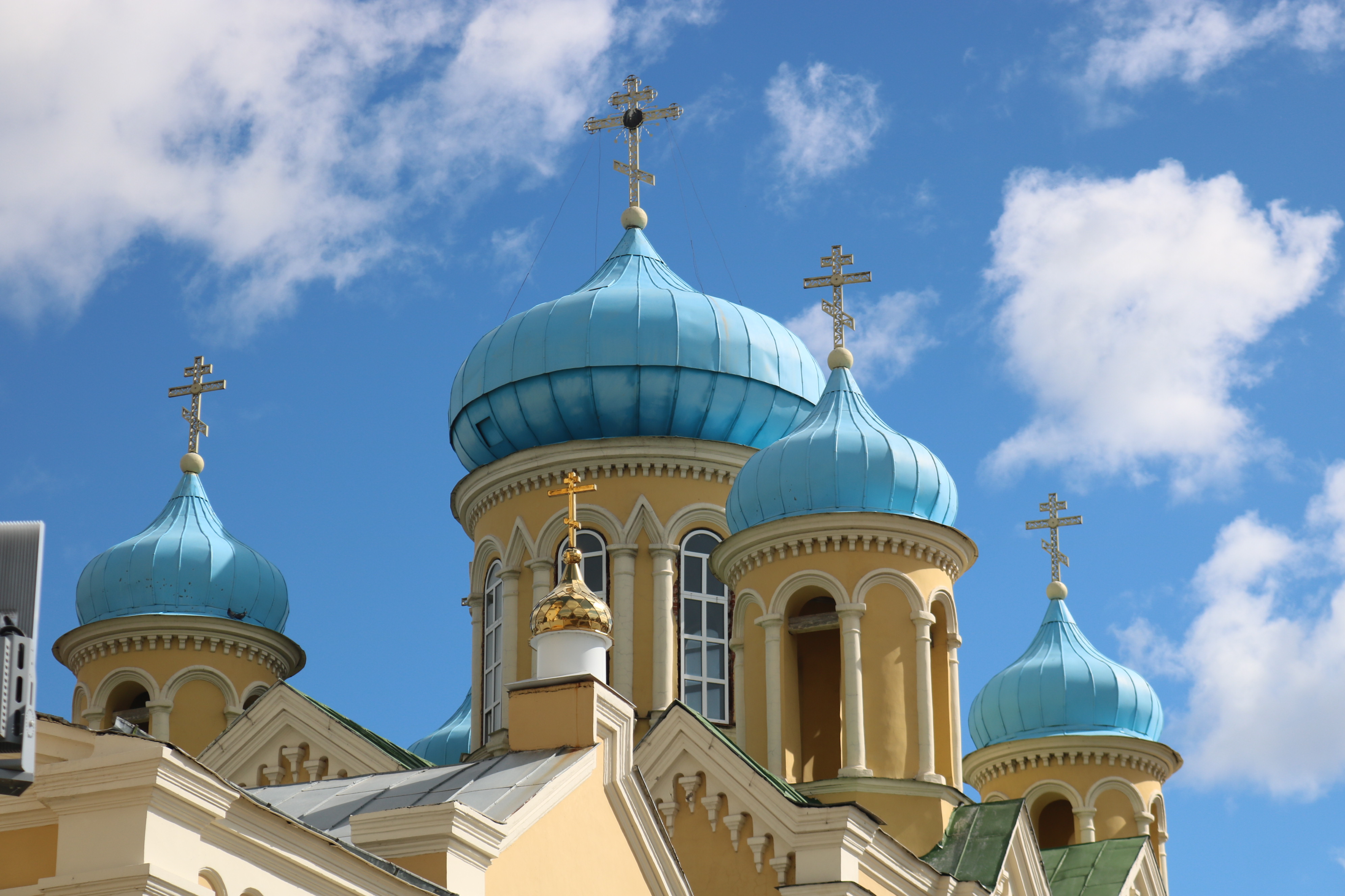 Юрий Карликанов принял участие в торжественных мероприятиях, посвященных 150-летию Свято-Никольского собора в Верхнеуральске