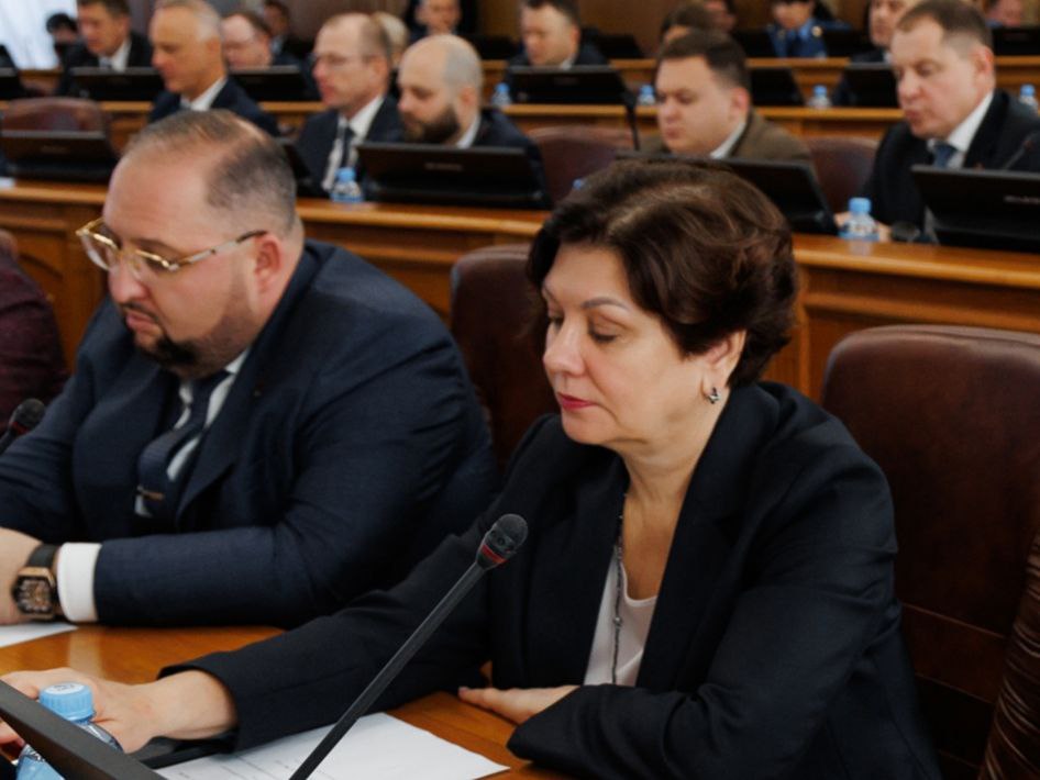Депутат Законодательного Собрания Марина Поддубная о представительстве женщин в областном парламенте восьмого созыва