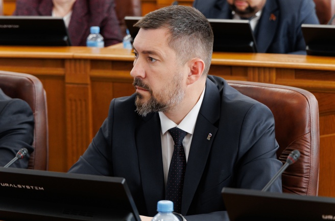 Избраны первый заместитель председателя и семь заместителей председателя Законодательного Собрания восьмого созыва