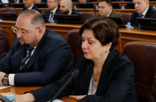 Депутат Законодательного Собрания Марина Поддубная о представительстве женщин в областном парламенте восьмого созыва