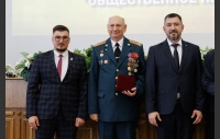Церемония вручения премии Законодательного Собрания Челябинской области "Общественное признание"
