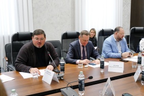 Фото О.Татаркин Комитет по экономической политике рассмотрел проект областного бюджета на 2025 год по вопросам ведения комитета