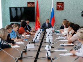Южноуральские депутаты предлагают ужесточить административную ответственность за несоблюдение ограничений и нарушение запретов в сфере торговли никотинсодержащей продукцией