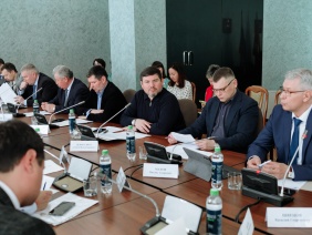 Комитет  по бюджету и налогам рассмотрел законопроект «Об исполнении областного бюджета за 2022 год»