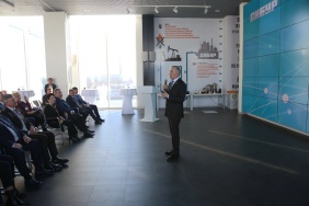 Председатель Законодательного Собрания Александр Лазарев посетил крупнейший в мире нефтехимический комплекс «ЗапСибНефтехим»