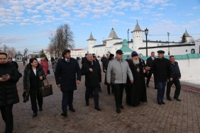 Председатель Законодательного Собрания Александр Лазарев посетил крупнейший в мире нефтехимический комплекс «ЗапСибНефтехим»