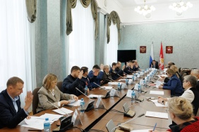 Заседание комитета Законодательного Собрания по строительной политике и ЖКХ