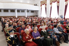 Церемония вручения премии Законодательного Собрания Челябинской области "Общественное признание"