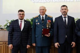Церемония вручения премии Законодательного Собрания Челябинской области "Общественное признание"