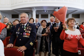 Церемония вручения премии Законодательного Собрания Челябинской области "Общественное признание"
