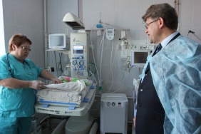 13 декабря депутаты-члены комитета по социальной и молодежной политике, культуре и спорту в рамках выездного заседания посетили медицинские учреждения Магнитогорска